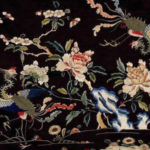 服装定制与生产一体化 从丝印到刺绣的时尚价值链