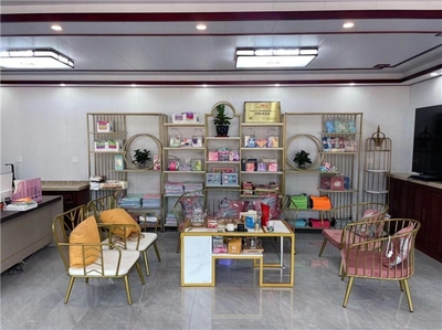 国货之光“万洁针纺织品” 洁净万物，洁享健康，开辟化妆品零售新篇章